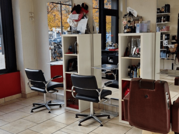 Salon de coiffure à vendre à Flers