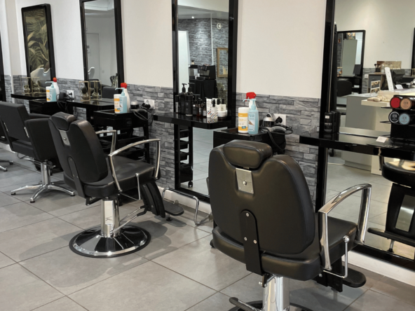 Salon de coiffure à vendre à Gaillon