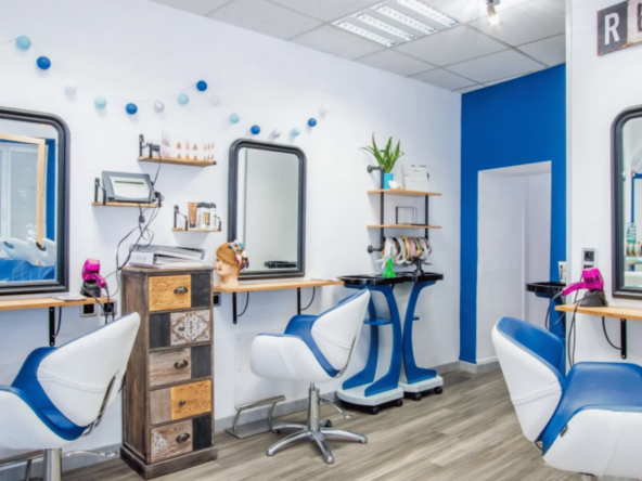 Salon de coiffure et onglerie à vendre à Perrusson