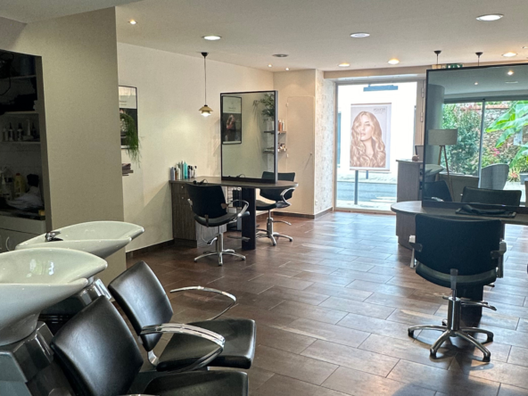 Salon de coiffure à vendre à Orée-d'Anjou