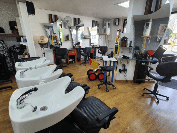 Salon de coiffure mixte à vendre à Vitry-aux-Loges
