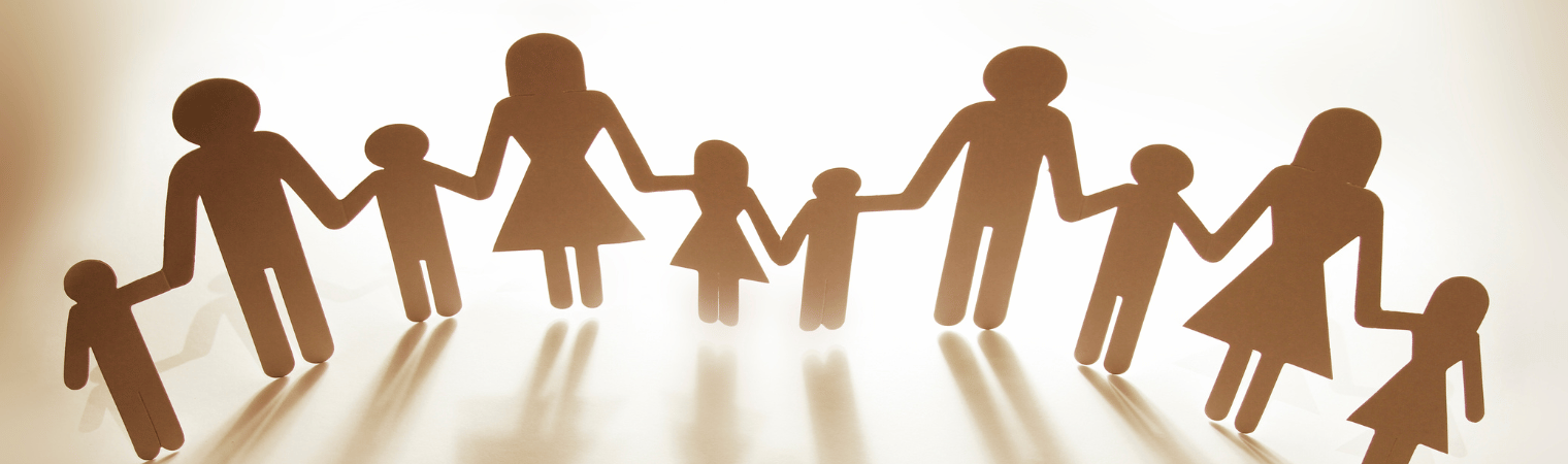 Transmission familiale d’un salon : bien préparée, c’est un cadeau. Mal anticipée, elle peut créer tensions et risques financiers.