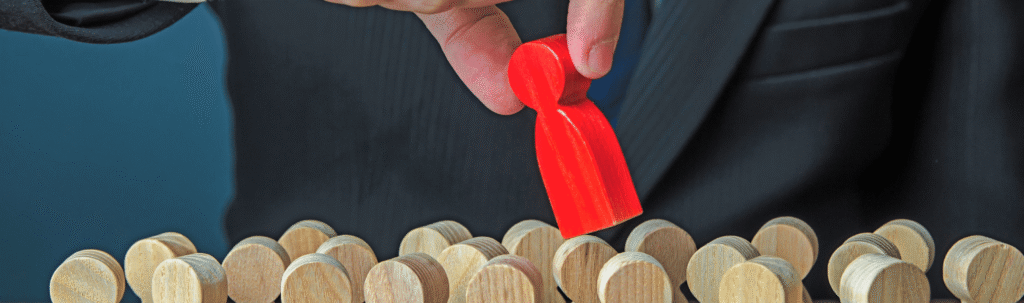 Coiffeurs : découvrez comment surmonter le syndrome de l’imposteur, renforcer votre confiance et réussir pleinement votre carrière.