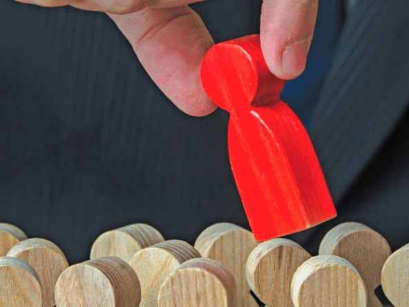 Coiffeurs : découvrez comment surmonter le syndrome de l’imposteur, renforcer votre confiance et réussir pleinement votre carrière.