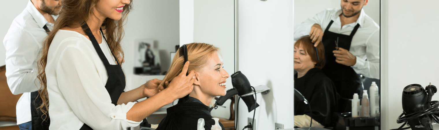 Faut-il garder le nom d'un salon de coiffure après un rachat ? On vous aide à faire le bon choix entre continuité, rebranding et transition progressive.
