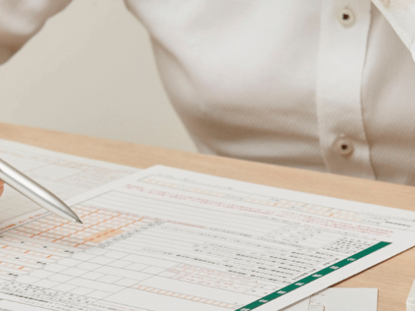Que vérifier avant d’acheter un salon de coiffure : chiffres, clientèle, bail, équipe et matériel pour sécuriser votre reprise avec succès.
