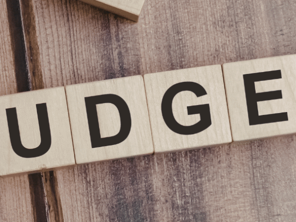 Quel budget pour acheter un institut de beauté ? Prix moyen, frais de reprise et financement : découvrez combien prévoir pour réussir votre projet.