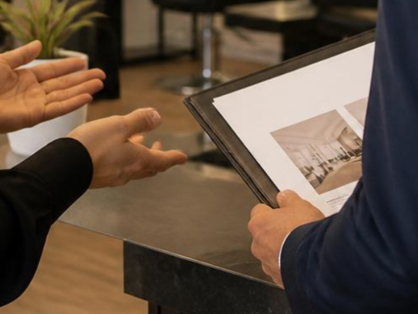 Découvrez comment gérer votre salon entre la publication de l’annonce et la cession : activité, visites, acheteurs et transmission.